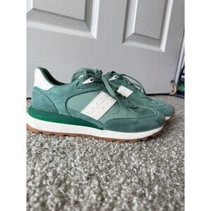 green steve madden sneakers